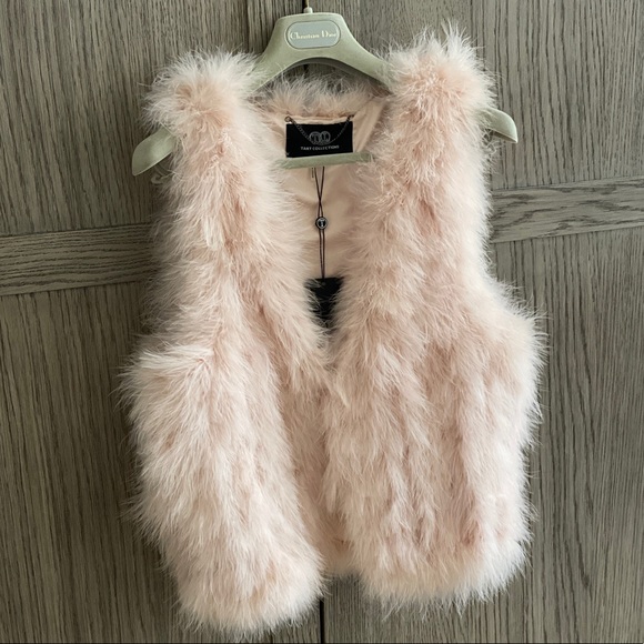 Tart Collection Jackets & Blazers - HP🎉Delicate feather vest